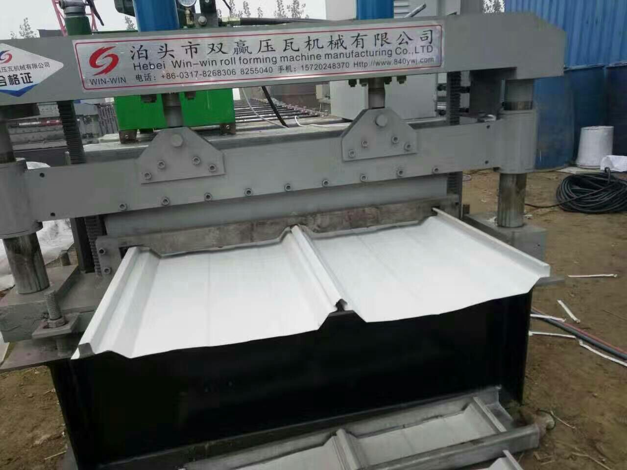 820 corner-locked color steel tile press machine